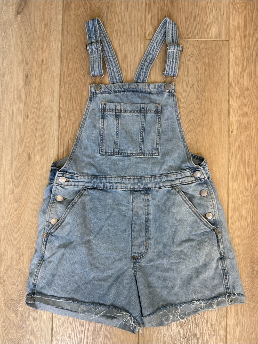 Y2K Revival Short Overalls Light Wash Denim 90s Grunge Frayed Hem Shortalls Sz 8